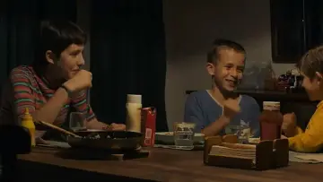 Zasłona do filmu "Miłość Andrei" #457385