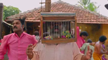 Zasłona do filmu "പെണ്ണും പൊറാട്ടും" #768337