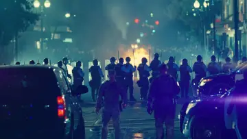 Zasłona do filmu "Jedna bitwa po drugiej" #510177