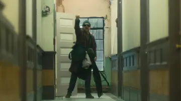 Zasłona do filmu "Jedna bitwa po drugiej" #510270