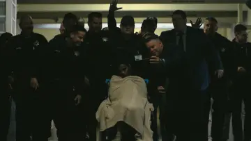 Zasłona do filmu "Jedna bitwa po drugiej" #510279