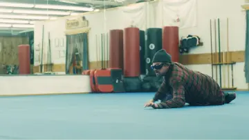 Zasłona do filmu "Jedna bitwa po drugiej" #764807