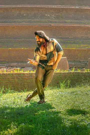 Plakat do filmu "పెద్ది" #782056