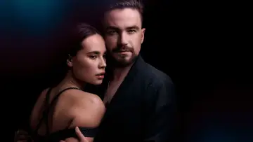 Zasłona do filmu "Непослушная" #373653