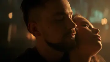 Zasłona do filmu "Непослушная" #373659
