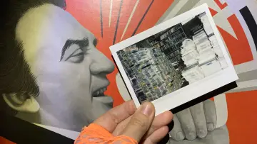 Zasłona do filmu "Kim