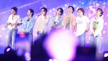 Zasłona do filmu "방탄소년단: 옛 투 컴 인 시네마" #407937