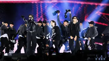 Zasłona do filmu "방탄소년단: 옛 투 컴 인 시네마" #407938
