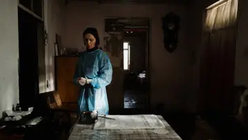 Zasłona do filmu "Kwiecień" #982962