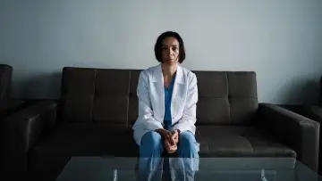 Zasłona do filmu "Kwiecień" #982967