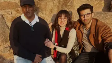 Zasłona do filmu "मेट्रो... इन दिनों" #676888