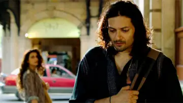 Zasłona do filmu "मेट्रो... इन दिनों" #676903