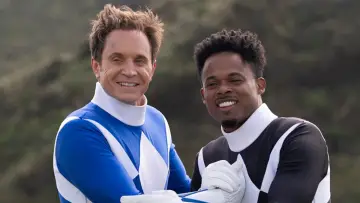 Zasłona do filmu "Power Rangers: Once & Always" #349856