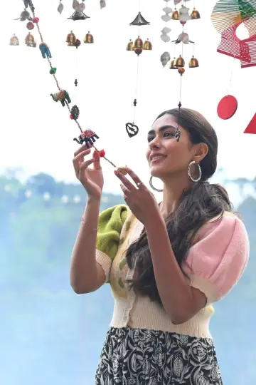 హాయ్ నాన్న