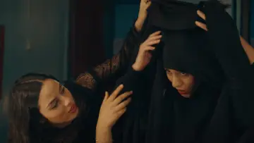 Zasłona do filmu "Cztery córki" #190859