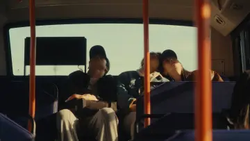 Zasłona do filmu "힘을 낼 시간" #917109