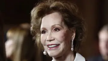 Zasłona do filmu "Być Mary Tyler Moore" #1651395