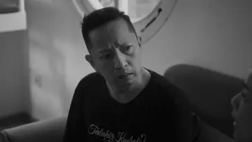 Zasłona do filmu "Jatuh Cinta Seperti di Film-Film" #1073603