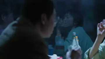 Zasłona do filmu "Wieża, która nie rzuca cienia" #1203279