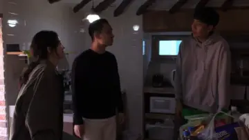 Zasłona do filmu "Patrząc w wodę" #484599