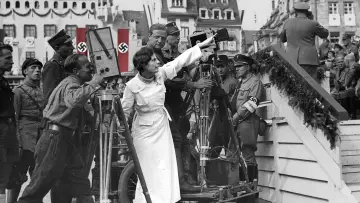 Zasłona do filmu "Riefenstahl" #1209242