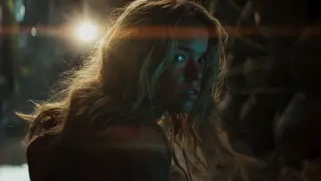 Zasłona do filmu "Supergirl" #605183