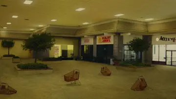 Zasłona do filmu "Backrooms. Bez wyjścia" #1524814