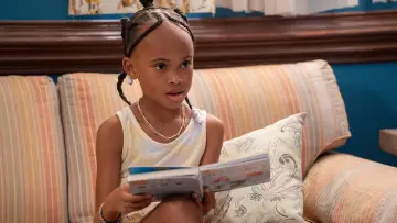 Zasłona do filmu "The Angry Black Girl and Her Monster" #391346