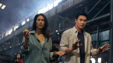 Zasłona do filmu "ตาคลี เจเนซิส" #683932