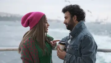 Zasłona do filmu "Çok Aşk" #468728