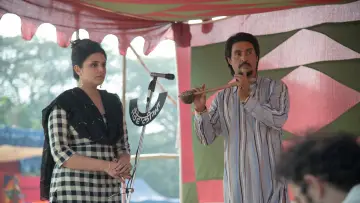 Zasłona do filmu "अमर सिंह चमकीला" #439657