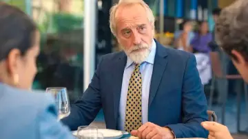 Zasłona do filmu "Drobna przysługa" #416773