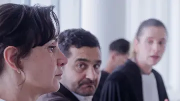 Zasłona do filmu "Wierzymy Ci" #543581