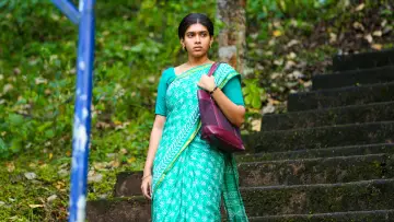 Zasłona do filmu "வேட்டையன்" #855730