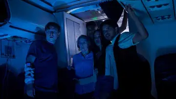 Zasłona do filmu "Bez paniki" #311450