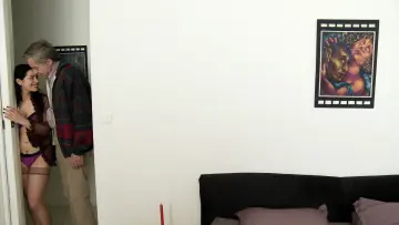 Zasłona do filmu "Seksualne kroniki francuskiej rodziny" #746570