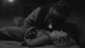 Zasłona do filmu "Szürkület" #1120883