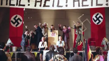 Zasłona do filmu "Terror 2000 - Intensivstation Deutschland" #1149920