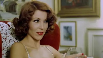 Zasłona do filmu "La muchacha de las bragas de oro" #1032944
