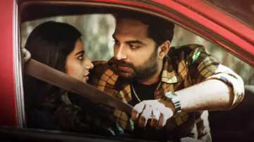 Zasłona do filmu "మెకానిక్ రాకీ" #707113