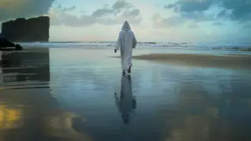 Zasłona do filmu "Wolni. Podróż do wnętrza" #1112358