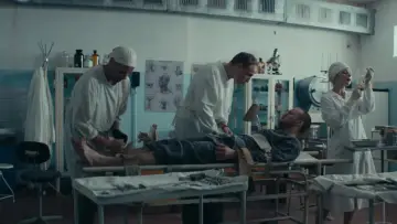 Zasłona do filmu "Diagnoza: Dysydent" #944357