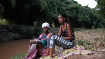 Zasłona do filmu "Rwanda : le silence des mots" #1624594