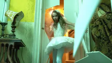 Zasłona do filmu "Abigail" #472053