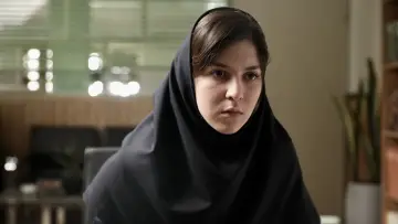 Zasłona do filmu "آیه های زمینی" #1050903