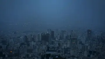 Zasłona do filmu "آیه های زمینی" #412715