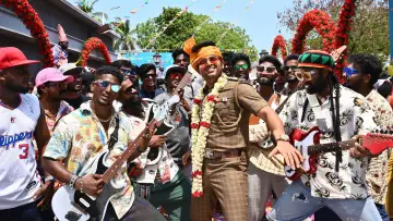 Zasłona do filmu "வா வாத்தியார்" #535368