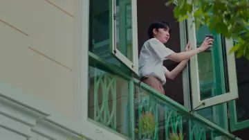Zasłona do filmu "ดับแสงรวี" #377138