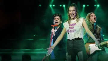 Zasłona do filmu "Zaplątani w czasie - na żywo!" #1884350