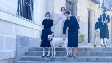 Zasłona do filmu "Czerwona dziewica" #838327